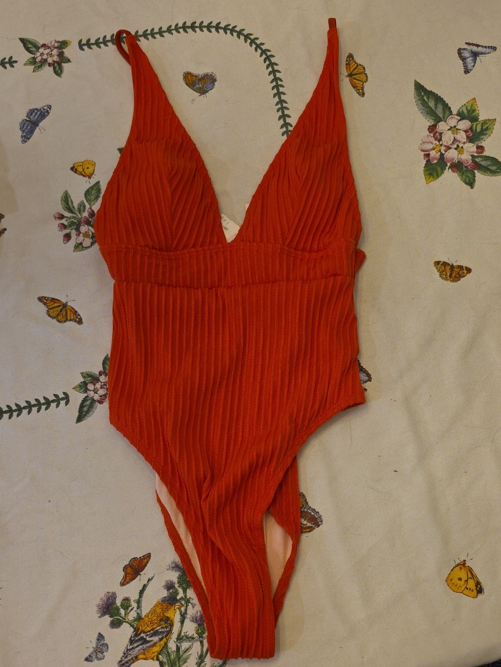 Cupshe Textured V-Neck One-Piece Swimsuit -  Orange